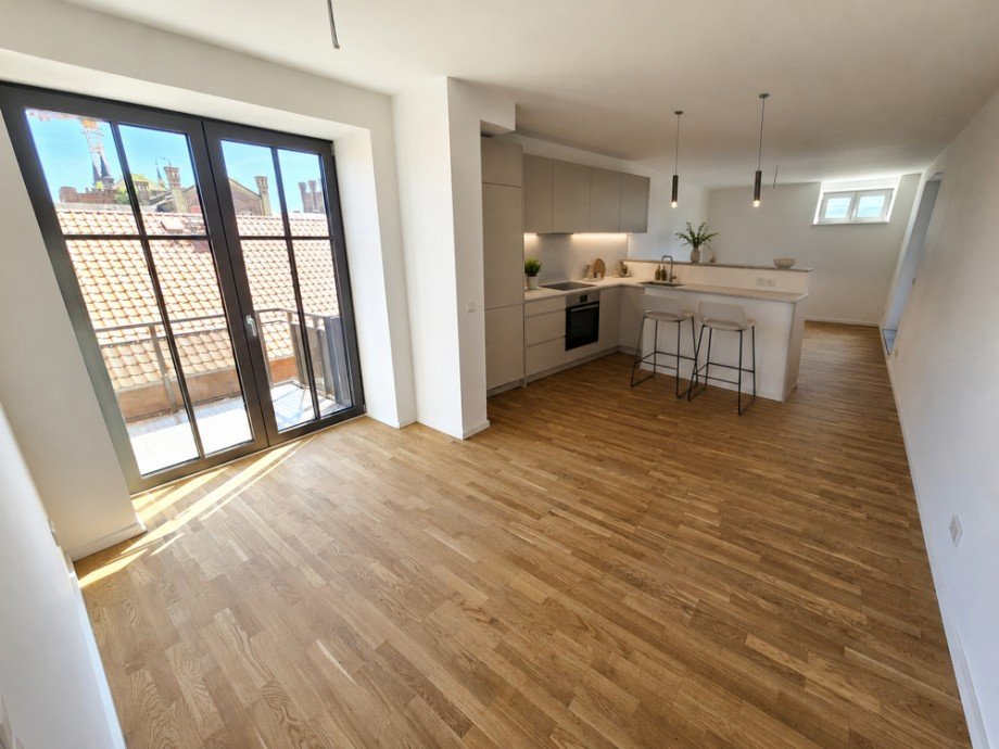 Blick in den Wohn- und K�chenbereich, KI-visualisierte Darstellung Etagenwohnung Magdeburg / Neue Neustadt