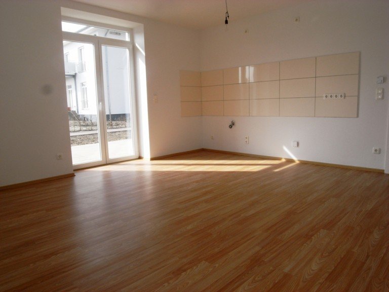 K�chenzeile Werder Terrassenwohnung Terrasse mit GARTEN, Fu�bodenheizung, Bad mit Wa&Du, 1 Garage& 1 SP!