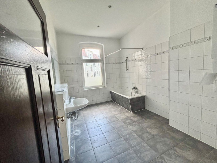 Tageslichtbadezimmer Etagenwohnung Magdeburg