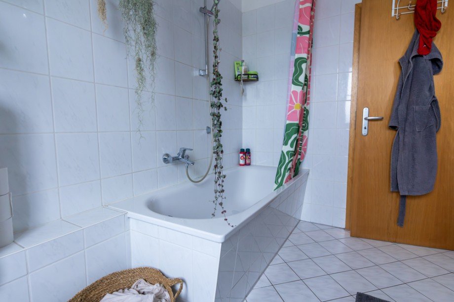 Badewanne Dachgeschosswohnung Magdeburg