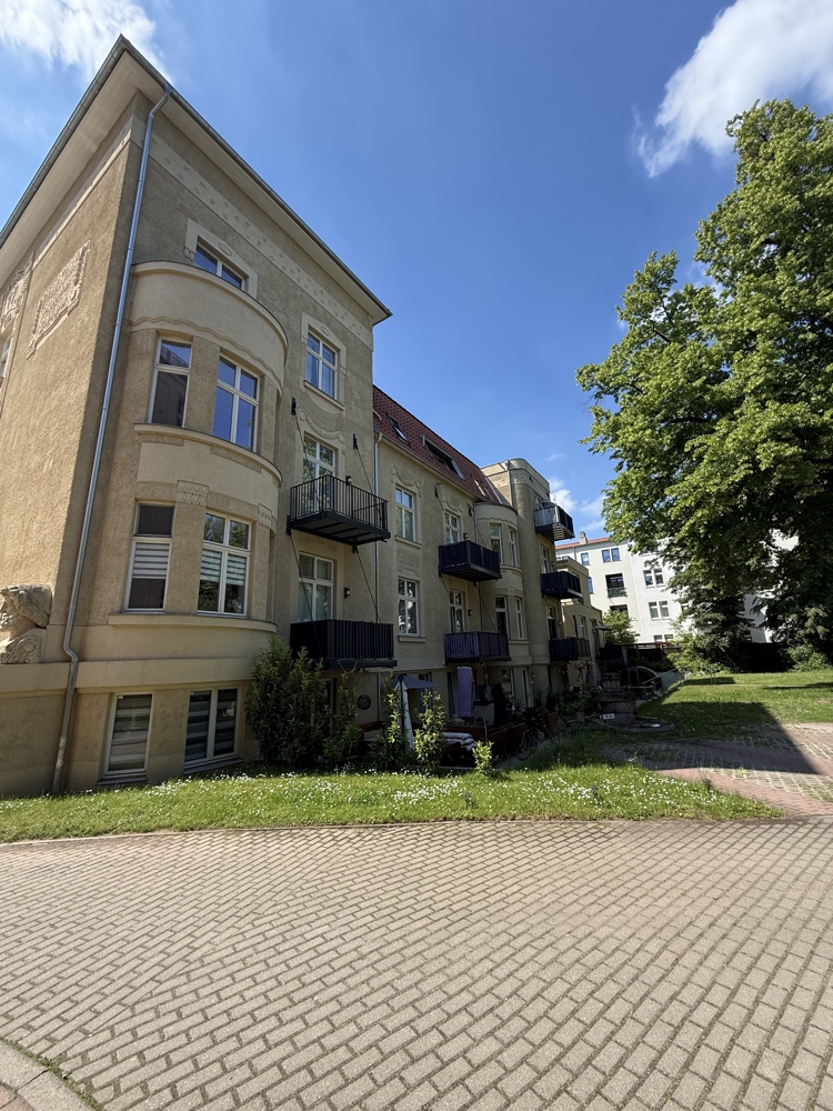 Wohnungseingang Souterrainwohnung Magdeburg