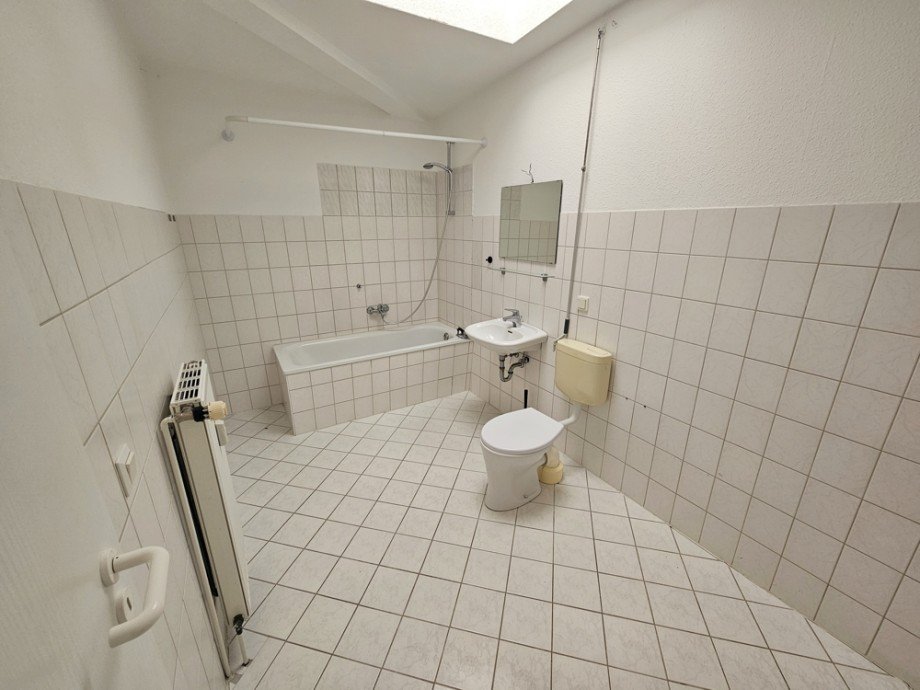 Badezimmer Dachgeschosswohnung Magdeburg