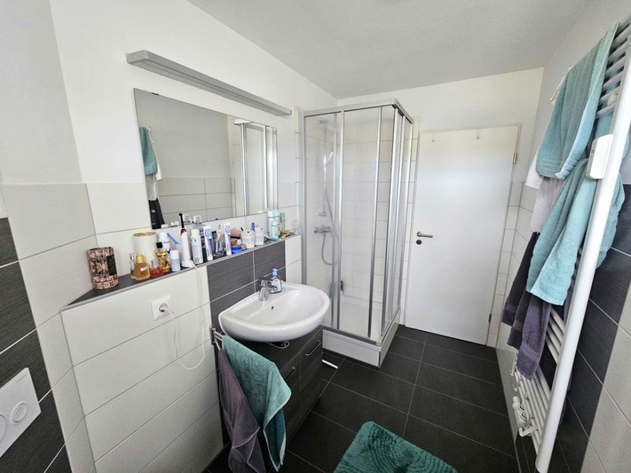 Badezimmer Dachgeschosswohnung Magdeburg