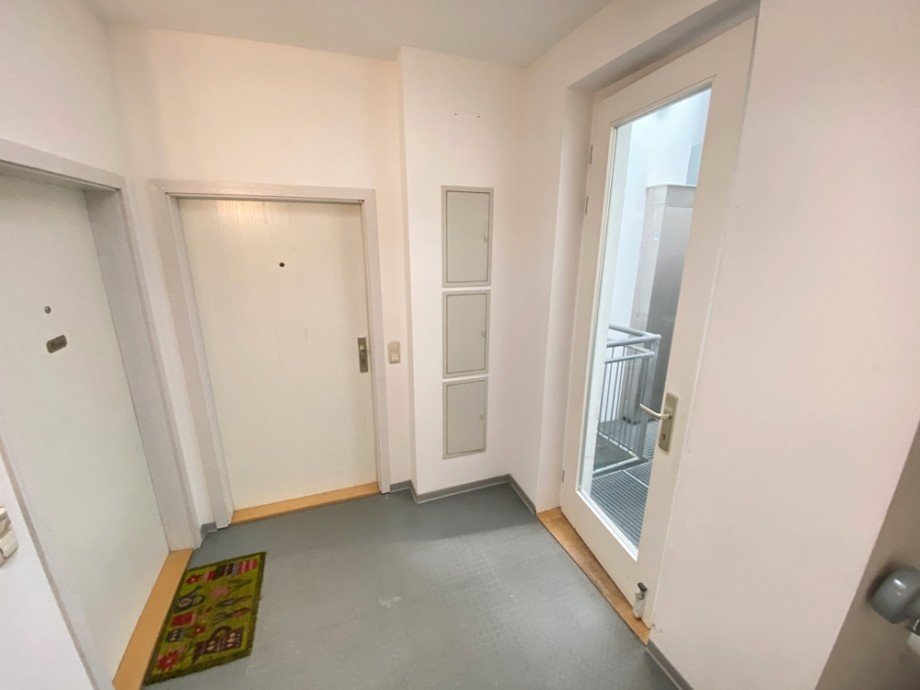 Hausflur Dachgeschosswohnung Magdeburg