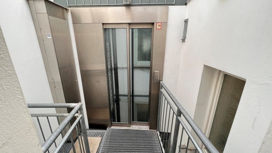 Aufzug Dachgeschosswohnung Magdeburg