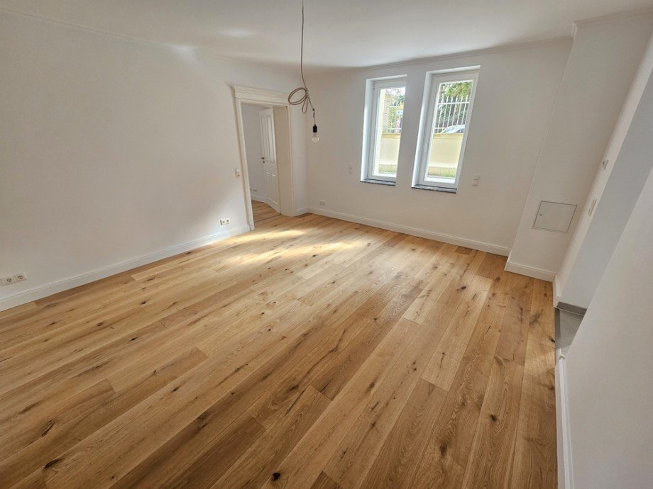 Wohnzimmer Souterrainwohnung Magdeburg / Altstadt