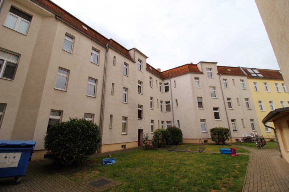 Ansicht Seitenhaus Etagenwohnung Magdeburg