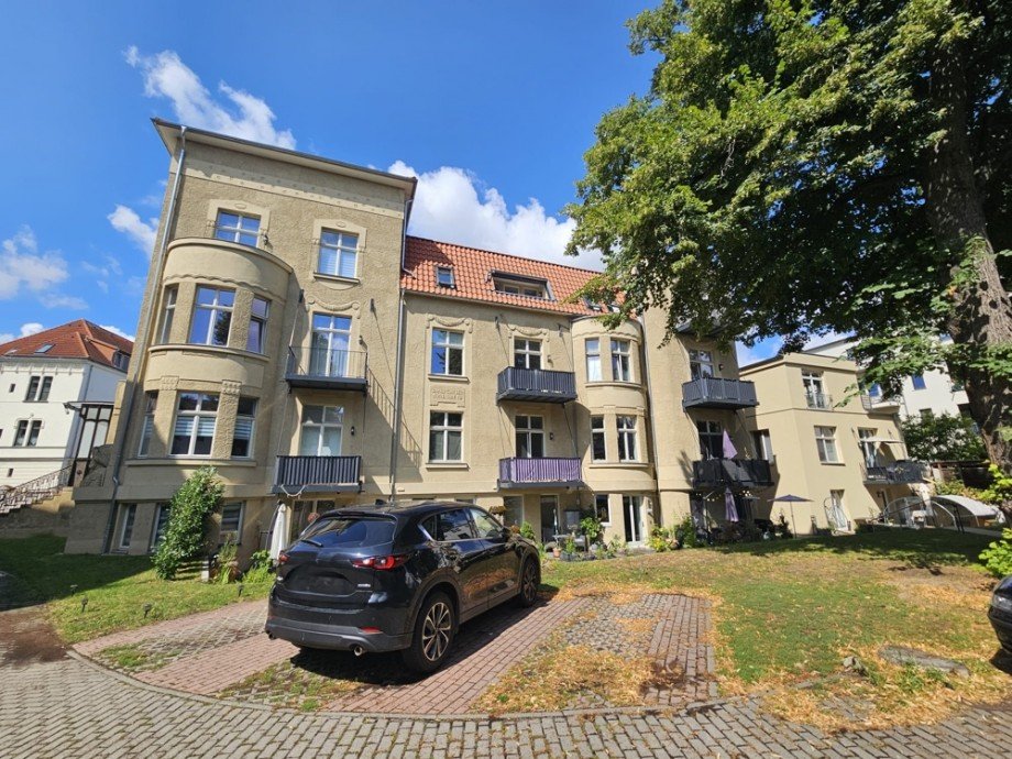 Ansicht Seitenhaus Etagenwohnung Magdeburg
