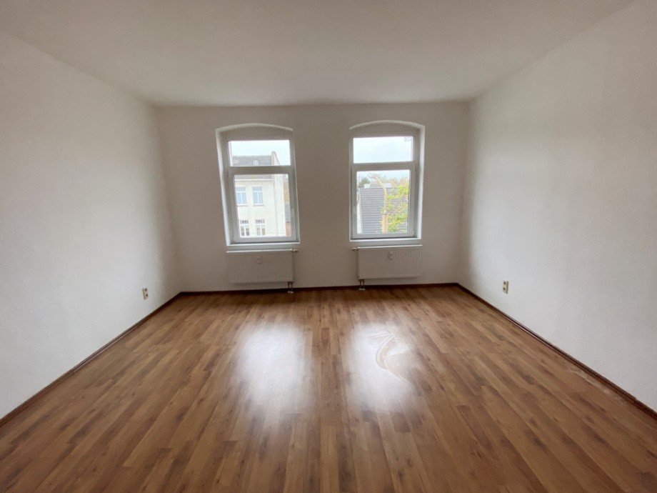 Heller Rückzugsort mit Tageslichtbad, Badewanne und Keller unweit der Elbwiesen - Photo 1
