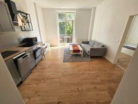 Hauptbild Idyllisches Wohnen in sanierter Gründerzeit- Villa inkl. 2 Zimmer + Balkon + Bad mit Dusche+ Laminat