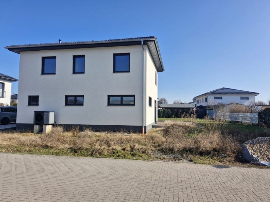 Front Einfamilienhaus Magdeburg / Nordwest