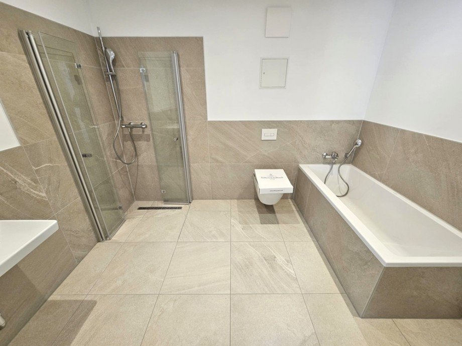 Badezimmer Etagenwohnung Magdeburg / Neue Neustadt