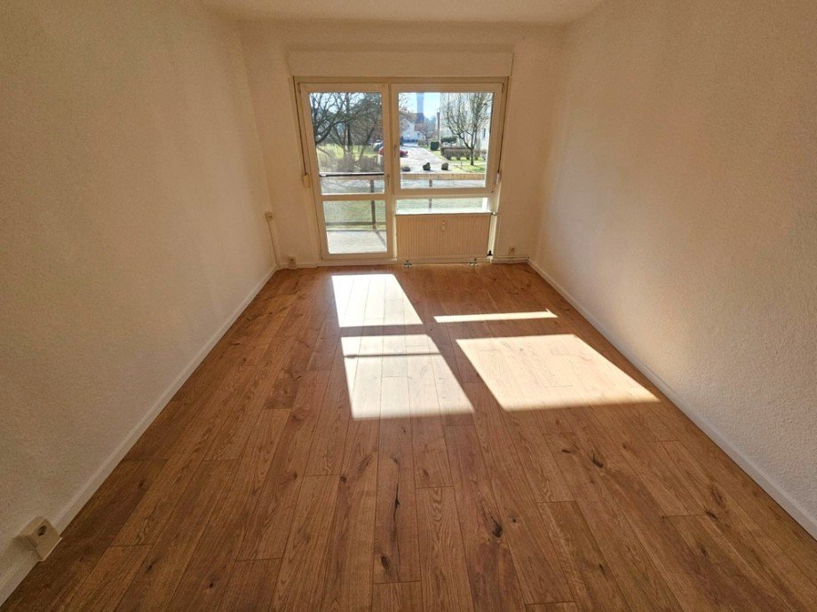 Beispielfoto Wohnzimmer Erdgeschosswohnung Burg