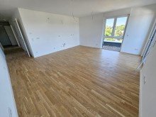 Wohnen Exklusive Penthousewohnung mit komfortabler Dachterrasse|Aufzug|Stellplatz|Tageslichtbad|Rollladen