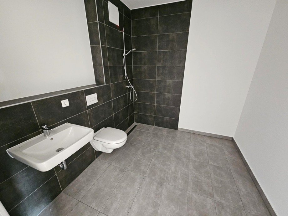Beispielfoto Badezimmer Etagenwohnung Biederitz / Heyrothsberge
