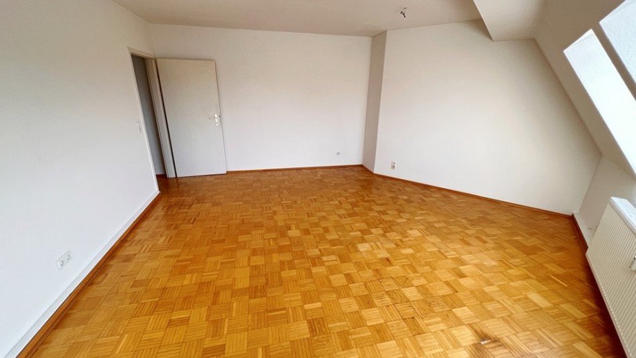 Zimmer 1 Dachgeschosswohnung Magdeburg