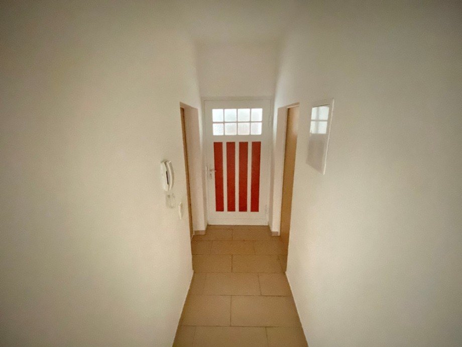Heller Rückzugsort mit Tageslichtbad, Badewanne und Keller unweit der Elbwiesen - Photo 5