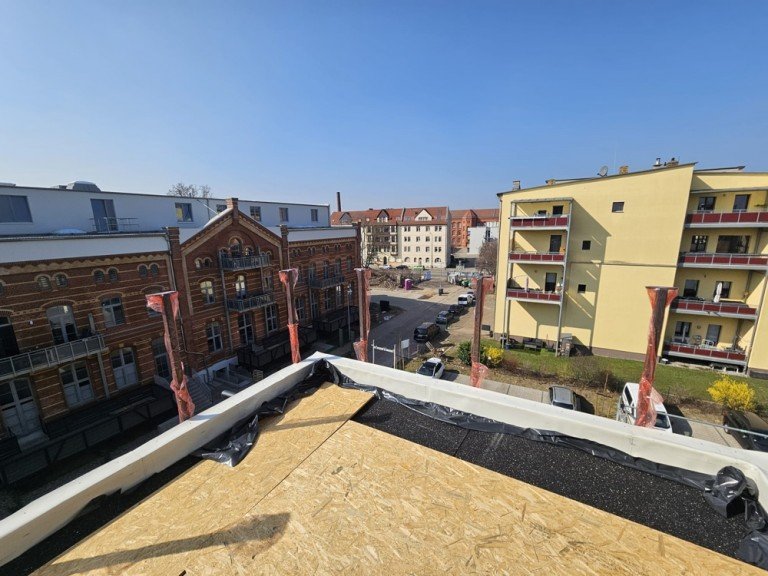 Terrassenausblick Magdeburg / Alte Neustadt Penthousewohnung Exklusive 2- Zimmerwohnung |Balkon| Aufzug | Tageslichtbad mit Walk- In- Dusche| Fu�bodenheizung