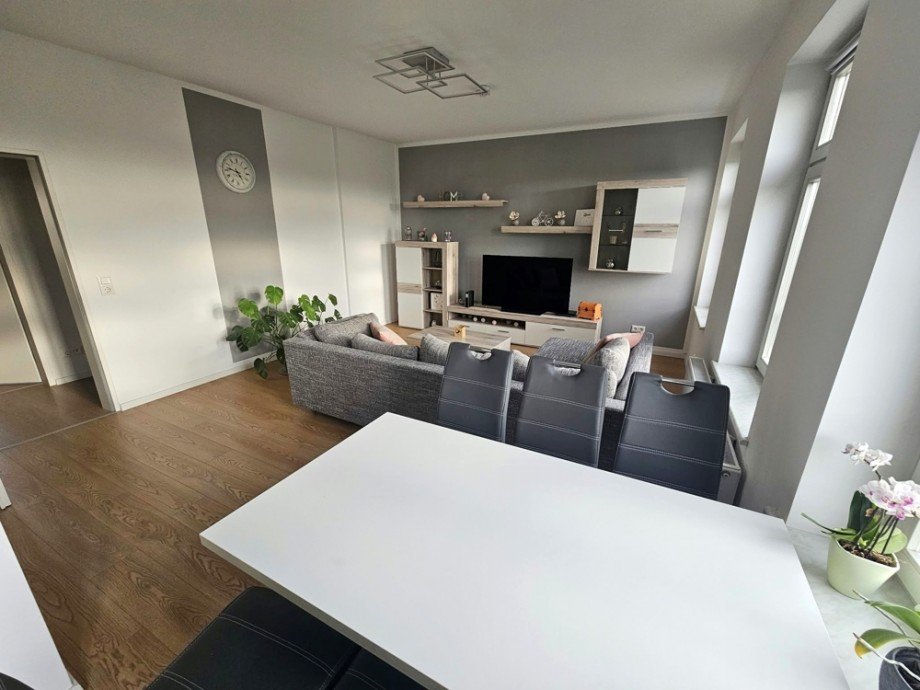 Wohn- und Essbereich Dachgeschosswohnung Magdeburg