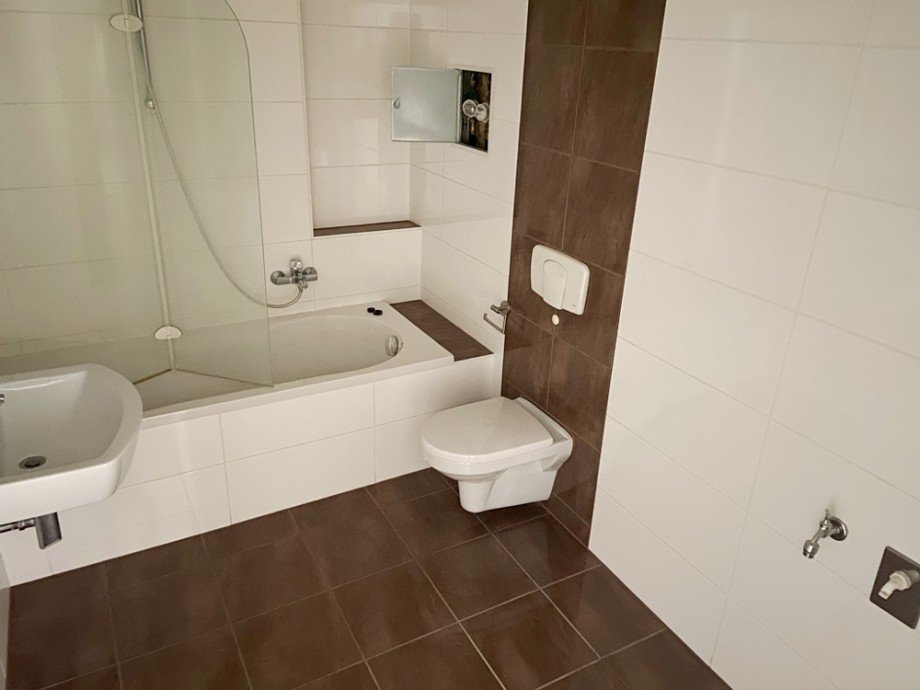 Badezimmer Etagenwohnung Magdeburg