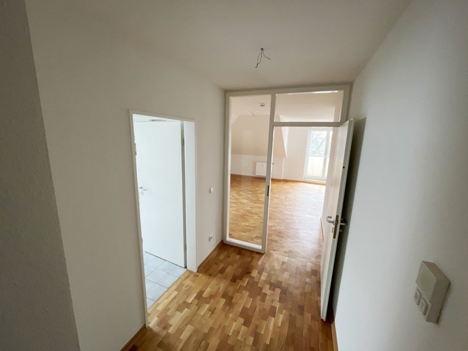 Flur Dachgeschosswohnung Magdeburg / Cracau
