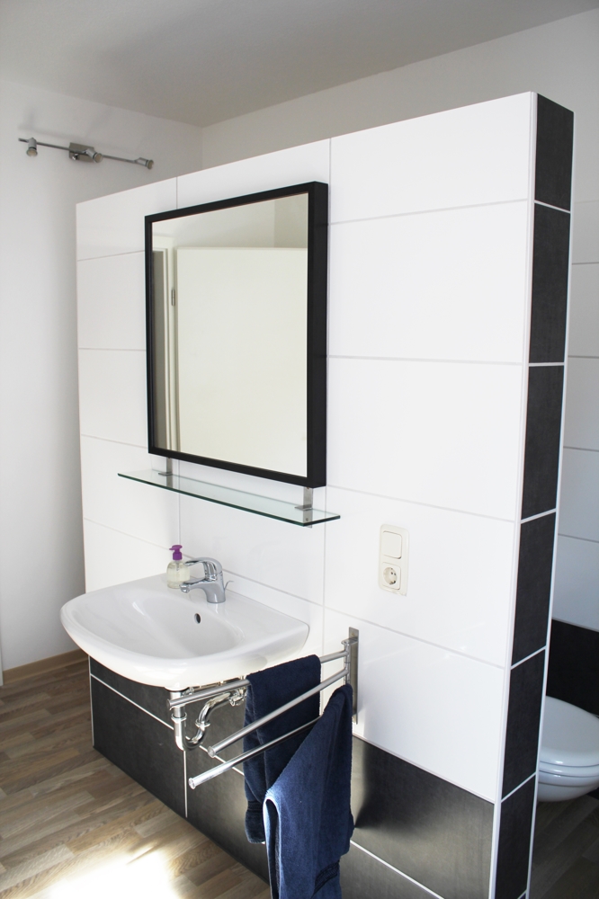Badezimmer 1.OG Wohn- / Gesch�ftshaus L�chow