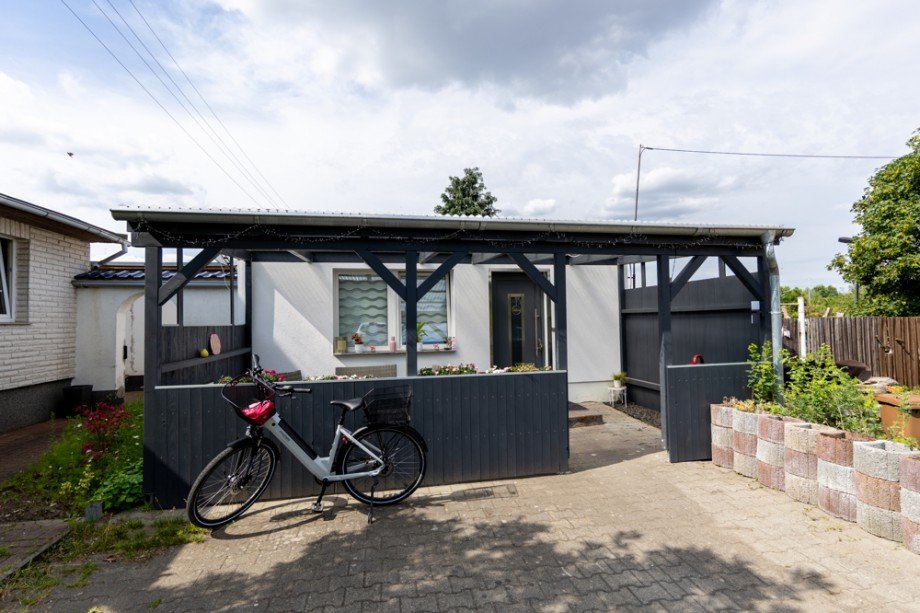 Bungalow Au�enansicht Doppelhaush�lfte Magdeburg / Berliner Chaussee
